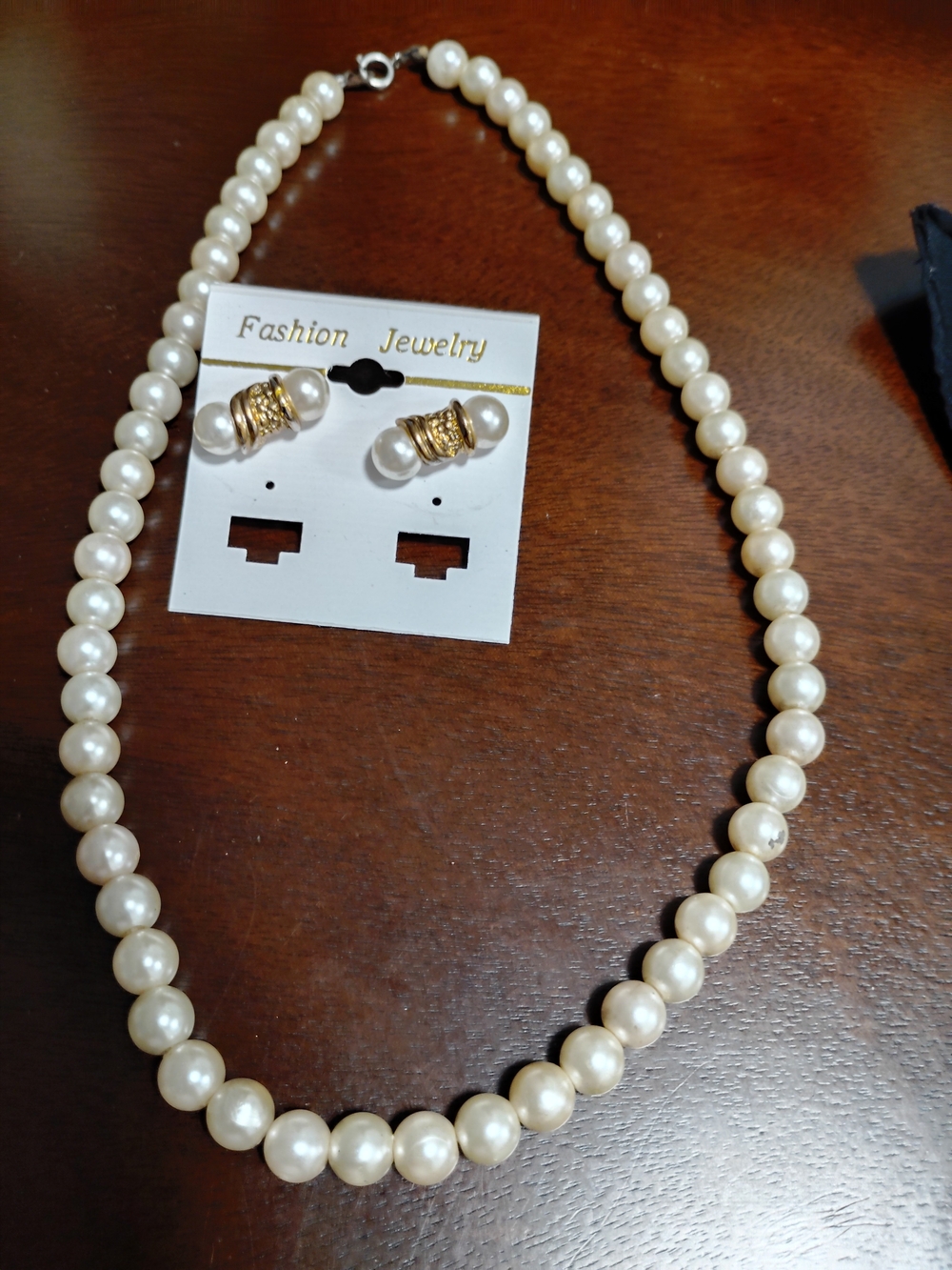 Fashion Jewelry Pearl Necklace and Earrings Set - Cream Pearls with Gold Accents